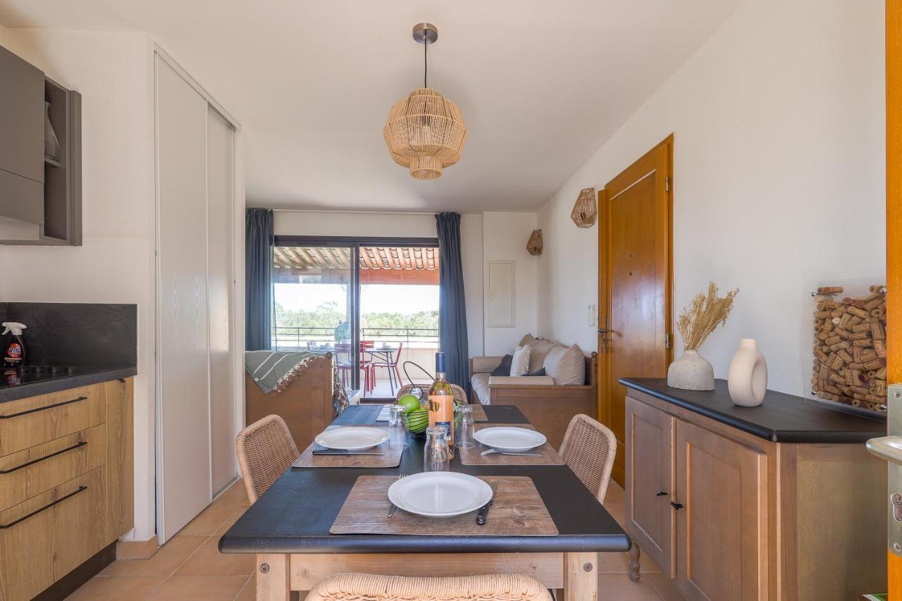 Apartment Capra Scorsa - Appt Vue Et Piscine Partagee Belgodere (Corsica)