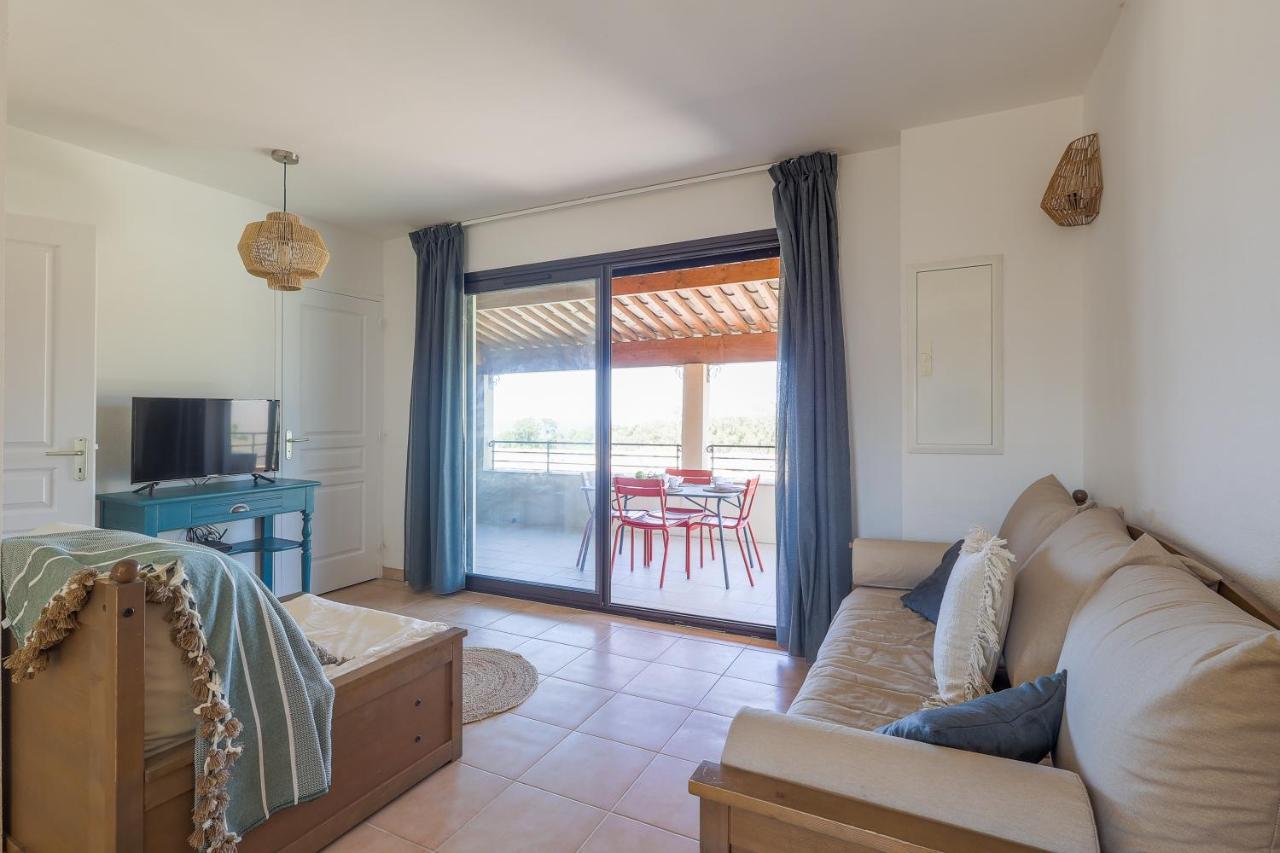 Capra Scorsa - Appt Vue Et Piscine Partagee *